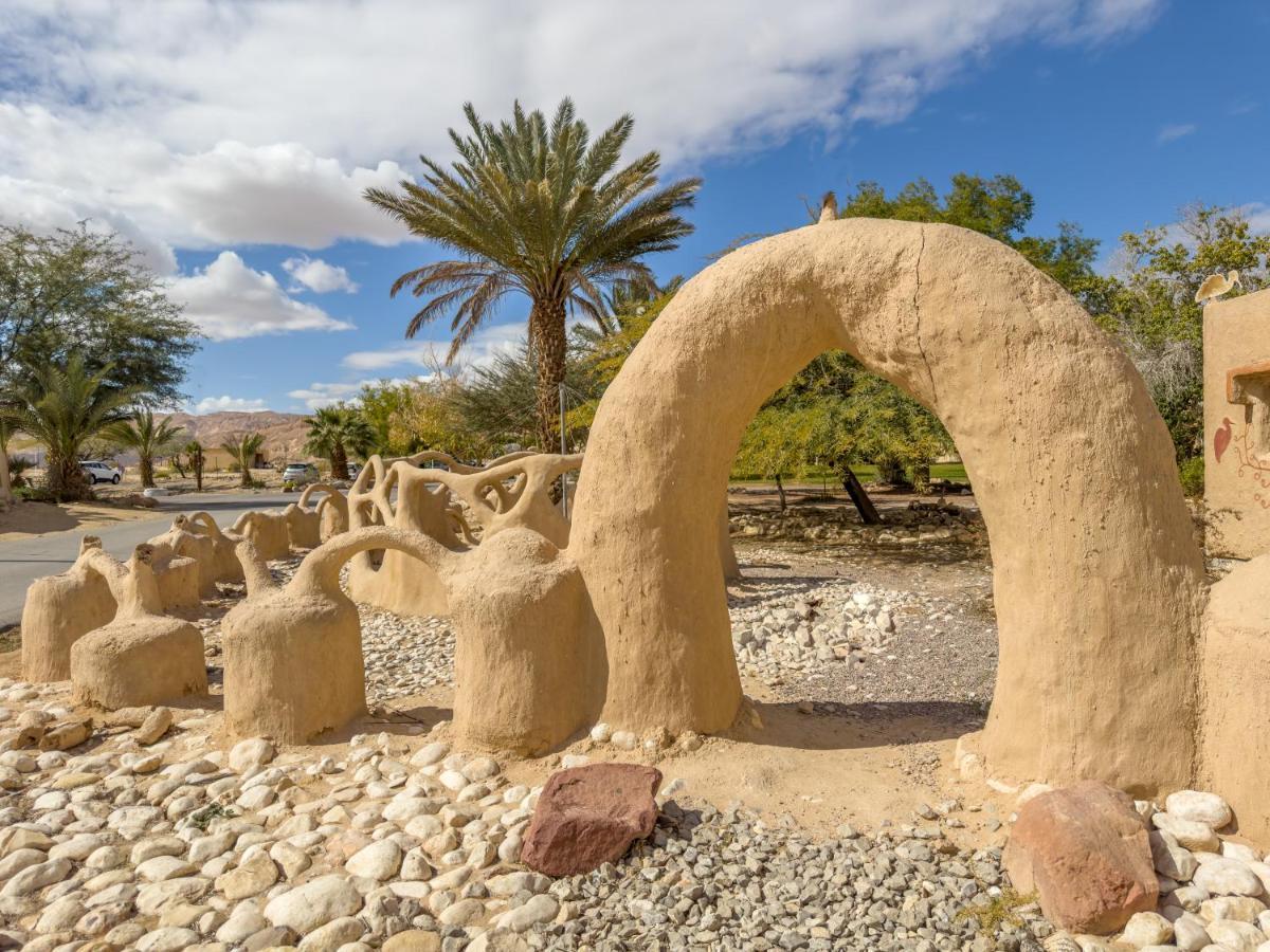 Lotan Desert Travel Hotel Nahal Ya'alon Екстериор снимка