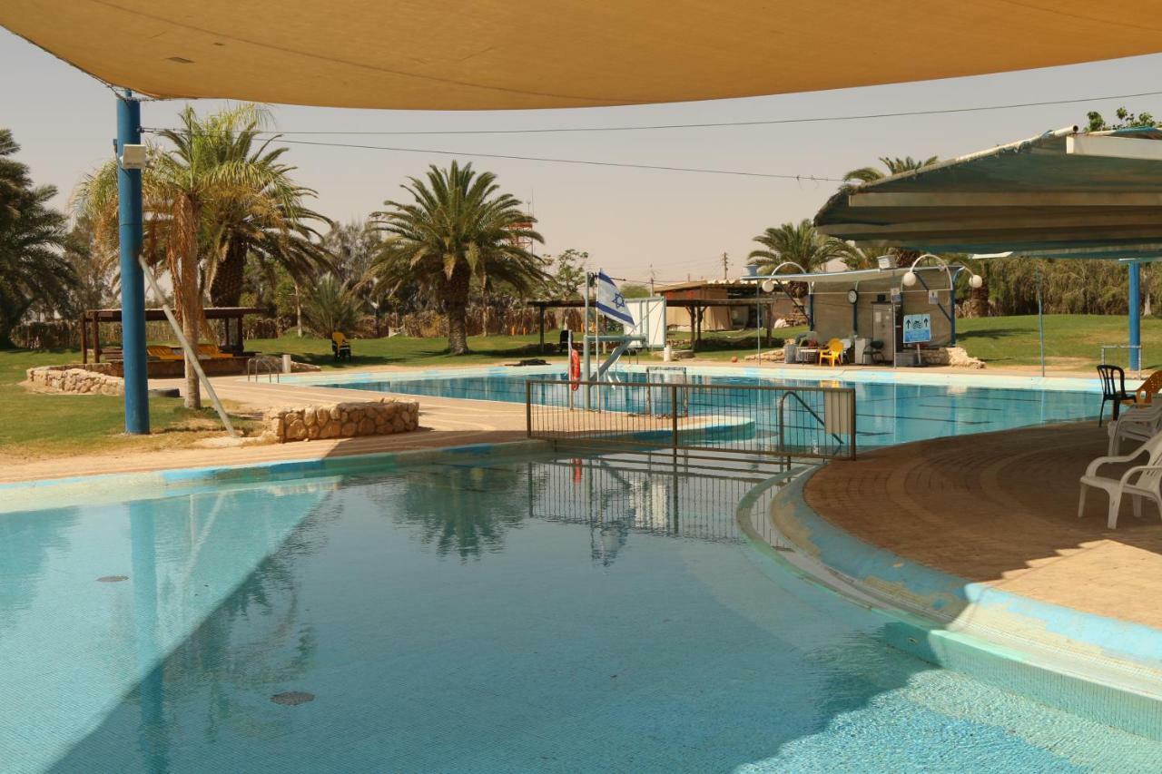 Lotan Desert Travel Hotel Nahal Ya'alon Екстериор снимка